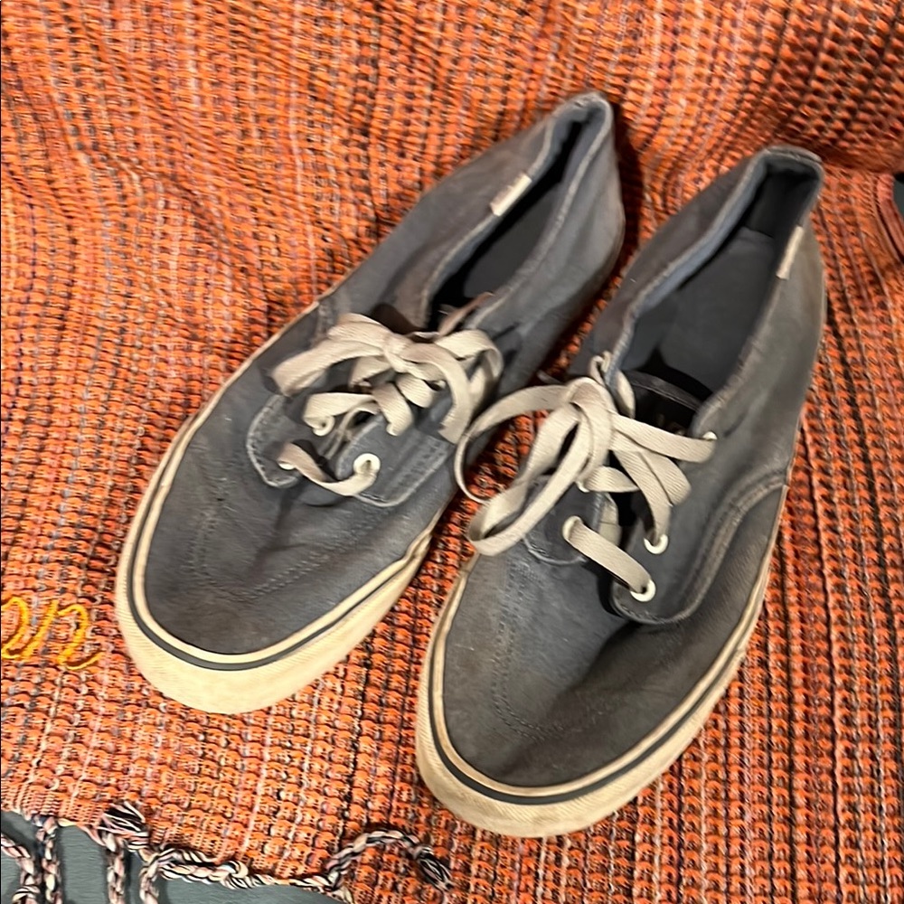 Men's Gray Casual Shoes